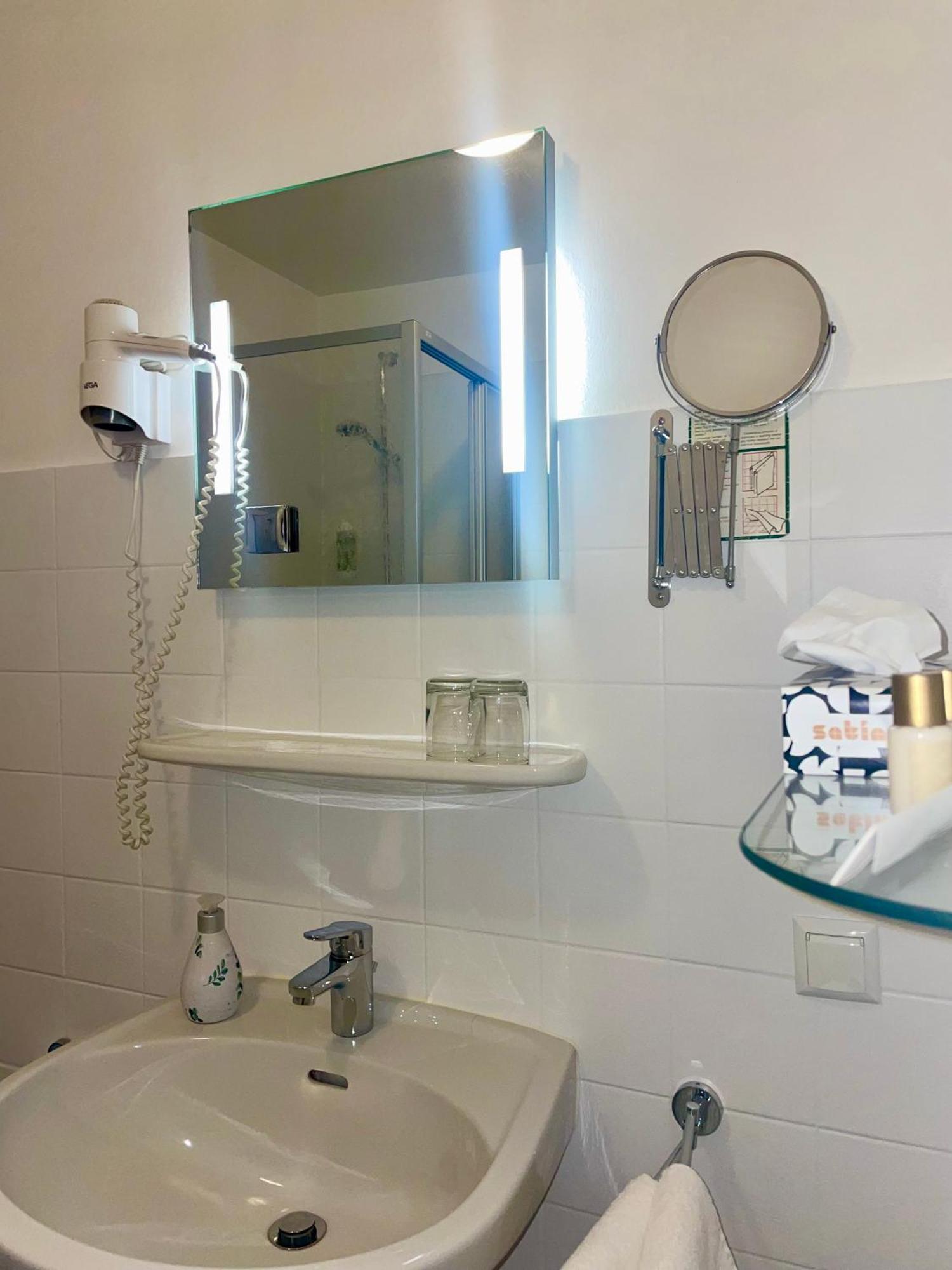 Hotel-Pension Hommen Кобленц Экстерьер фото