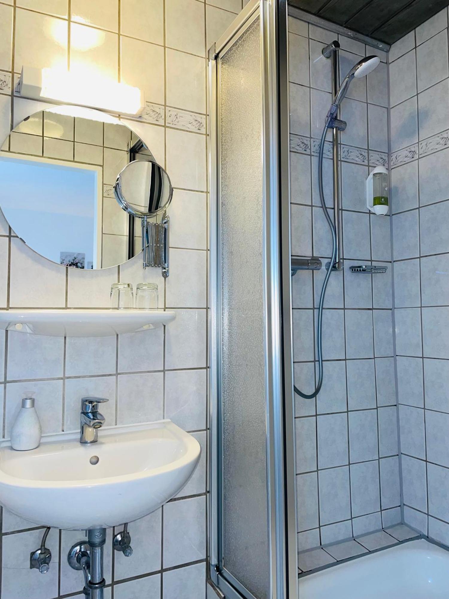Hotel-Pension Hommen Кобленц Экстерьер фото